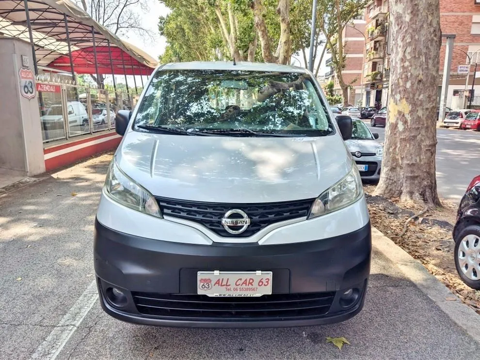 NISSAN Evalia 1.5 dCi 8V 90 CV Acenta Image 2